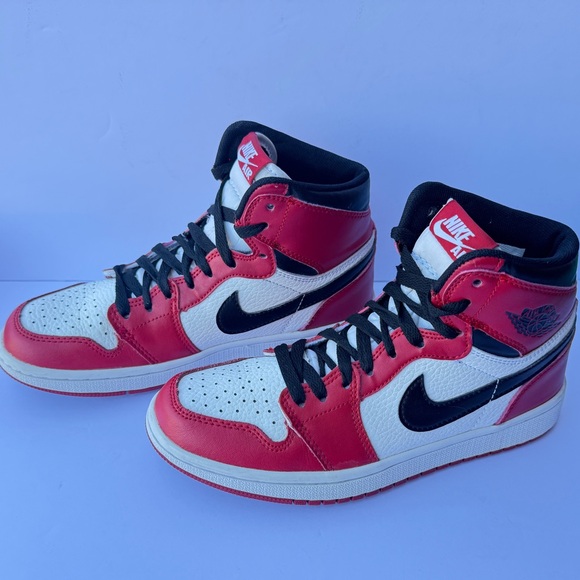 Nike Air Jordan 1 Retro High OG Chicago 2015 GS Size 7Y - Picture 9 of 16